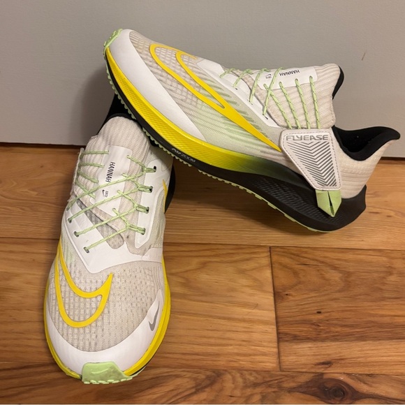 Women’s Nike Flyease Hannah size 8.5 - Picture 3 of 6